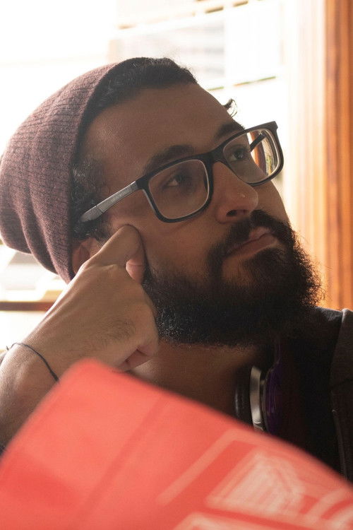 Pedro Henrique D'avila as Funcionário I