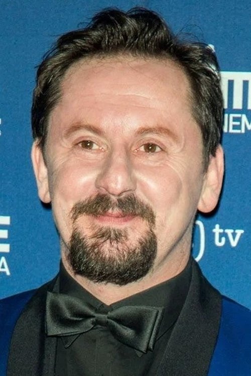 Jean-Luc Couchard as Le chauffeur de Letellier