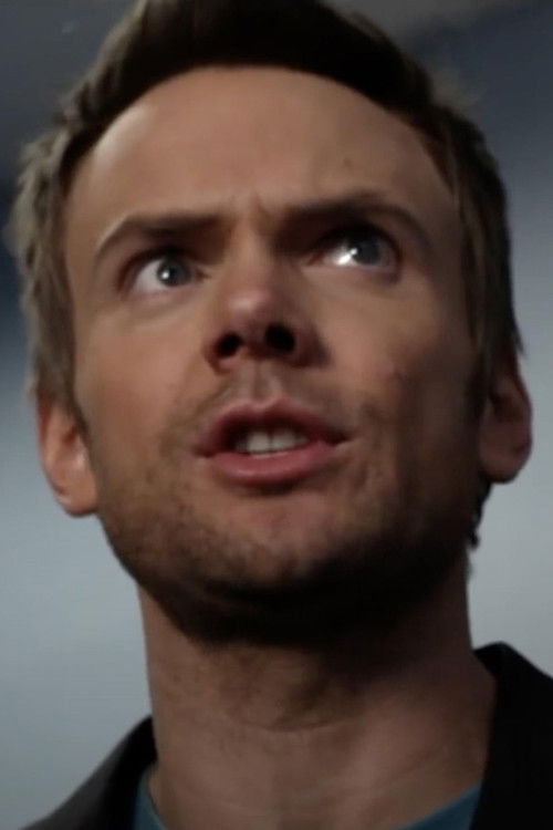 Mike Litzenberg as Greg Garbage