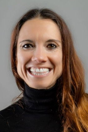 Ana Ifigenia as Cristina