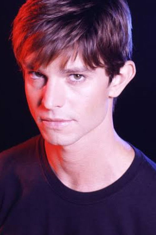 Jason Behr as Max Evans