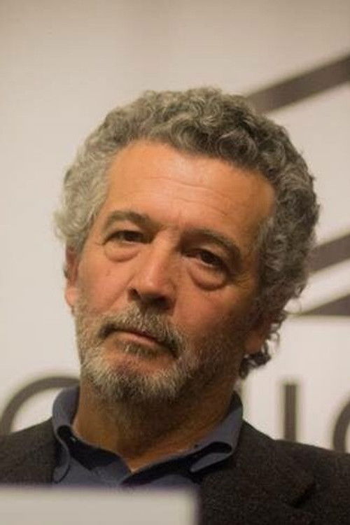 João Canijo as Crook