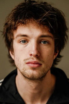 Denys Kyrii-Fedosenko as Kolya