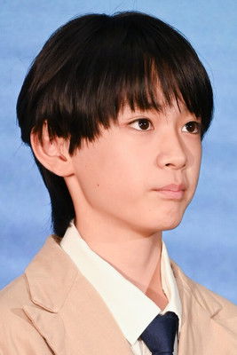 Haruto Ueda as Takaki Tohno as a Child