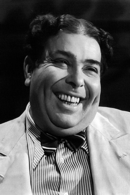 Vasco Santana as Joaquim Marujo