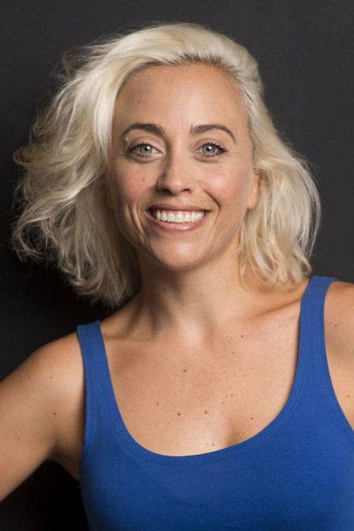 Paula García Sabio as 