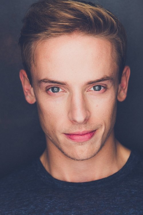 Edmund Donovan as Christopher Welling