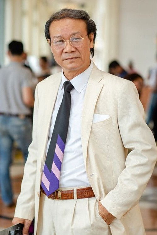 Nguyễn Hải as Lão Cấn