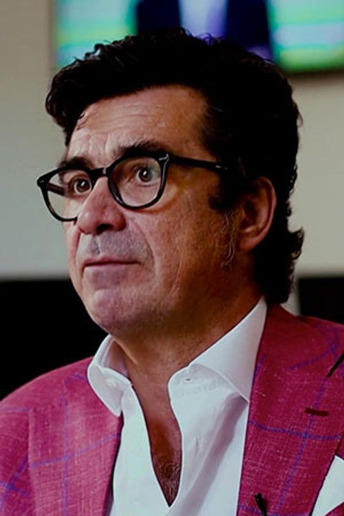 Paolo Capresi as Self - Giornalista