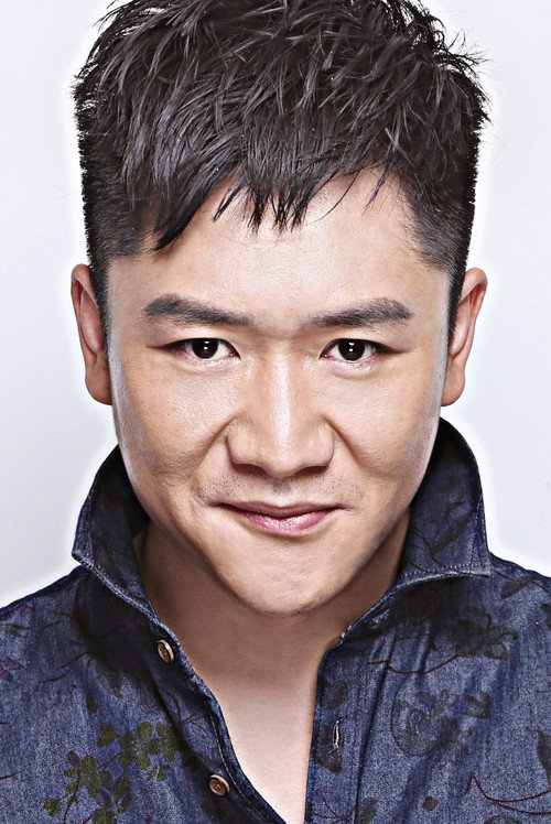 Yang Yiwei as Bro 8