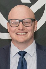 Jason Leavy as Police Officer #1