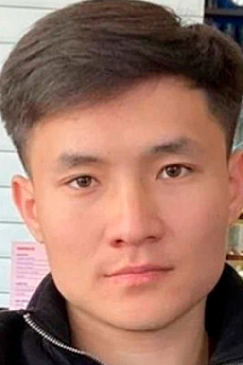 Erkin Bayseyitov as Aset