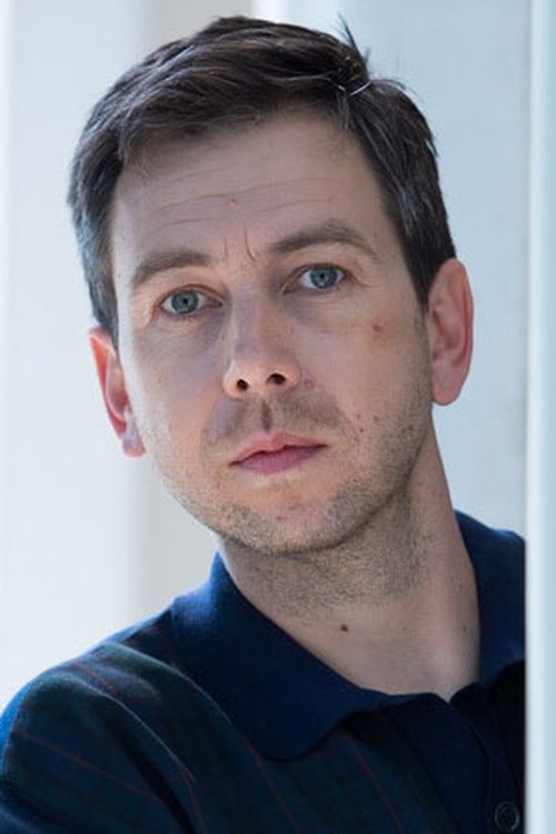 Plamen Velikov as Bobi