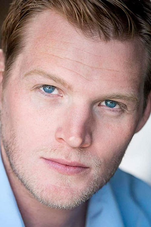 Robbie Allen as Braxton