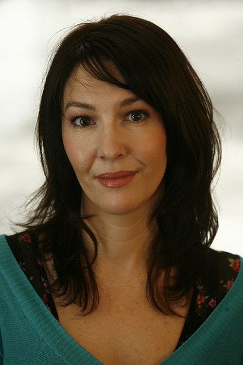 Külli Reinumägi as Renate Paabel