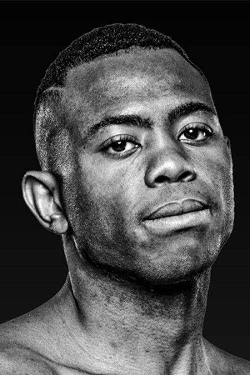 Yoelvis Gómez as Self