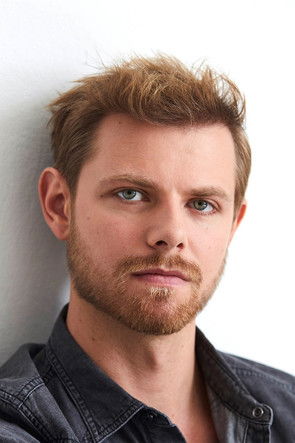 Stefan Mascheck as Montag