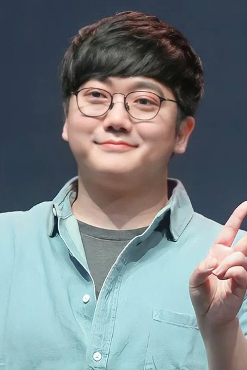 Seo Ban-seok as Lee Suho (voice)