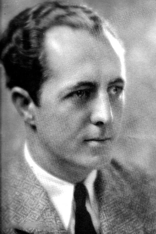 Jimmy Fulton as Dick Barlow