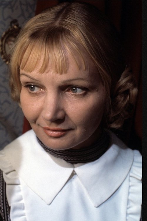 Helena Wizło-Sztark as pani Hania, sekretarka Romana