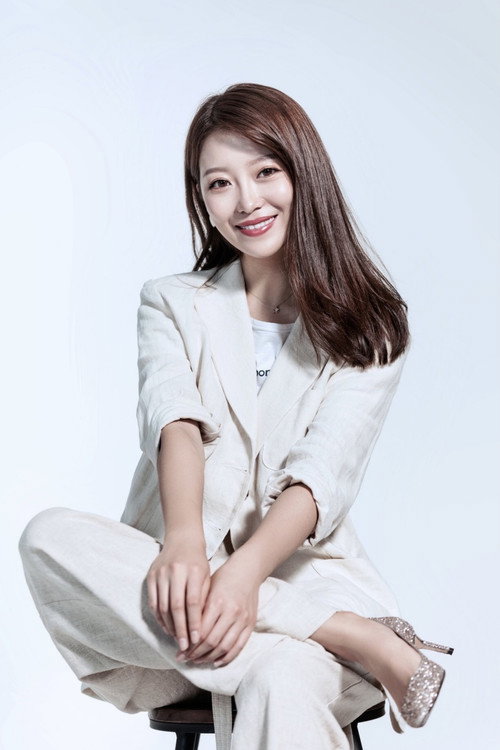 王楚涵 as 主持人