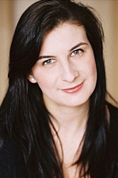 Sofia Stefou as Reporter