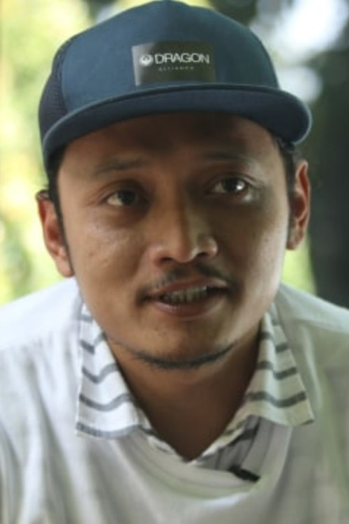 Hestu Saputra as 