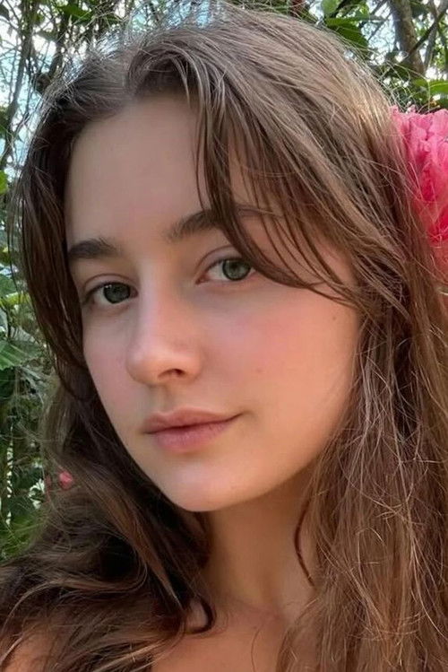 Ilona Almansa as Laura