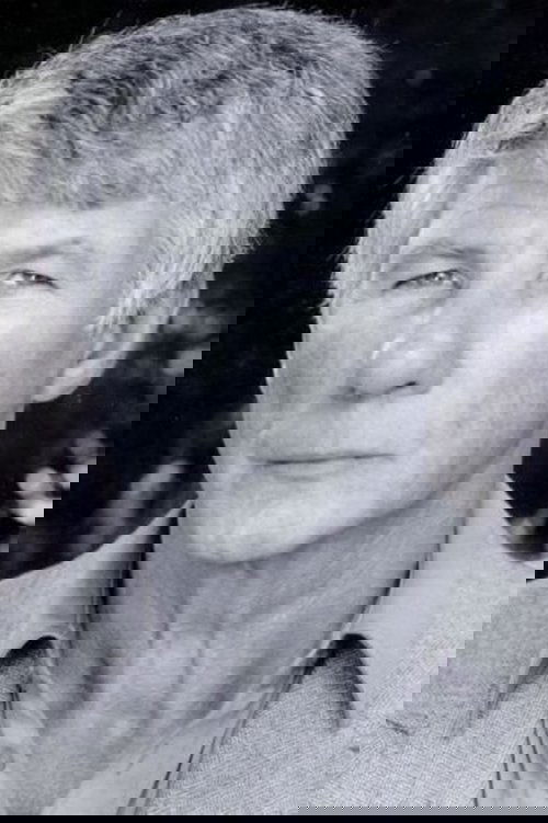 Tom Reese as Charlie