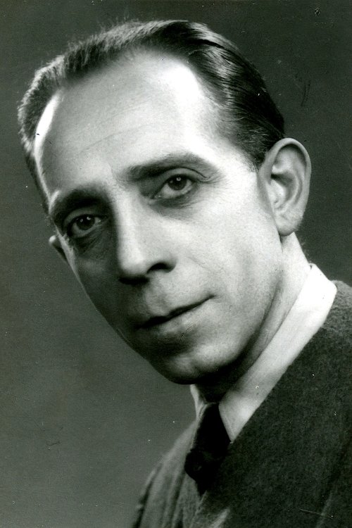 Ernö Szabó as Uncle Keresztes