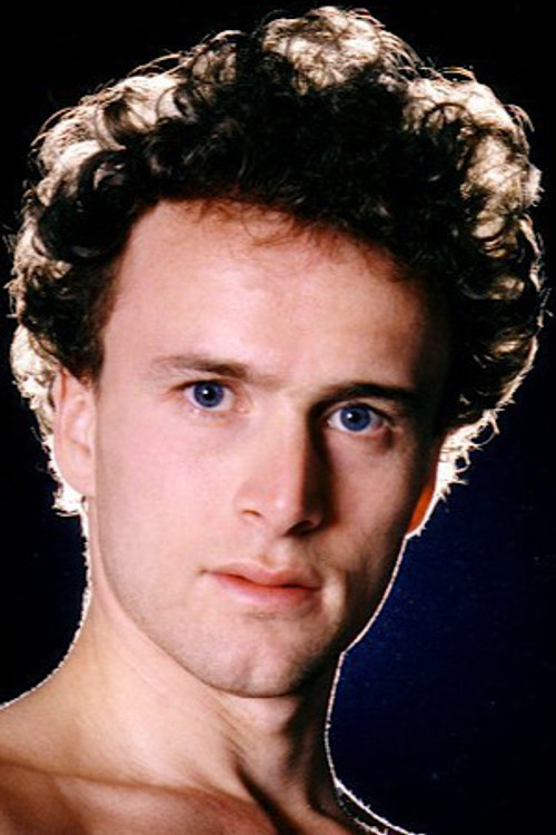 Claudio Rosso as Alonzo Soarez