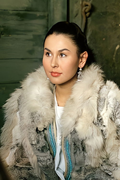 Aida Tumutova as Sasha, daughter Kochegar