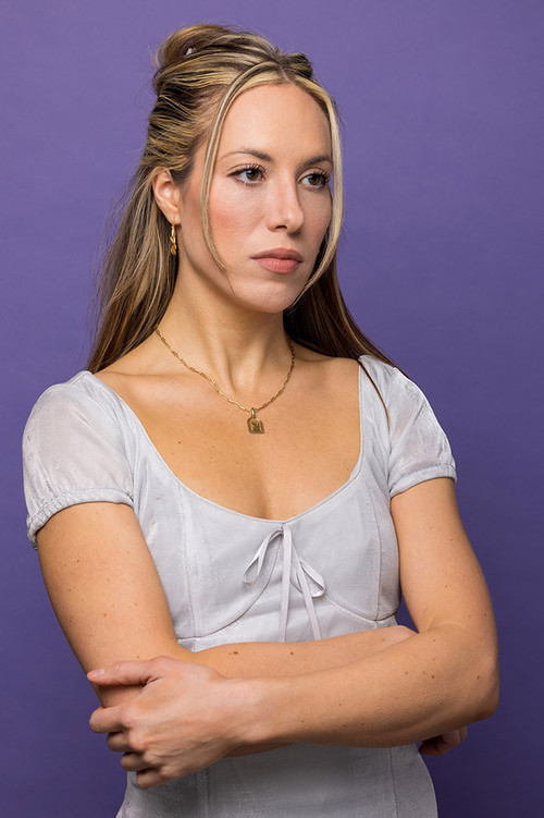 Olivia Stadler as Kate