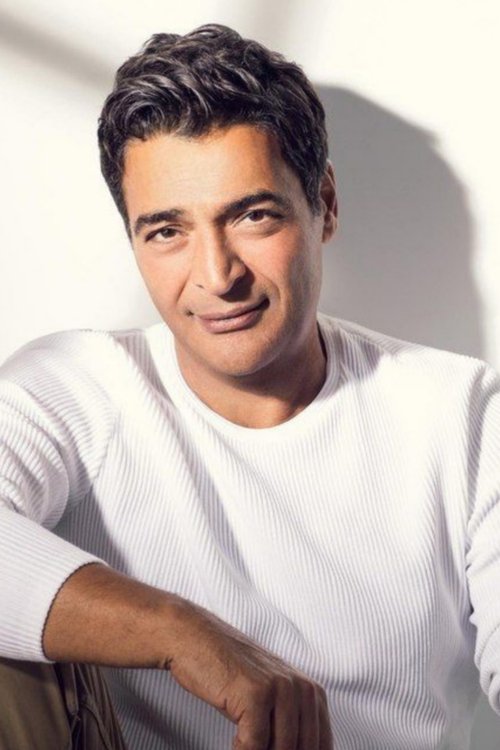 Hamid El Shaeri as Fathi
