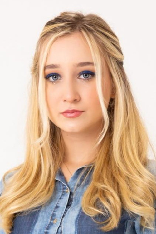 Luiza Gattai as Maria da Glória