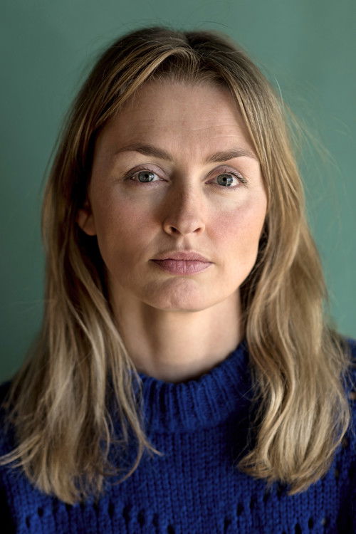 Lise Osvoll as Miranda