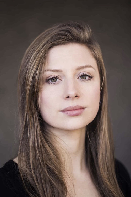 Ellie Heydon as Helen