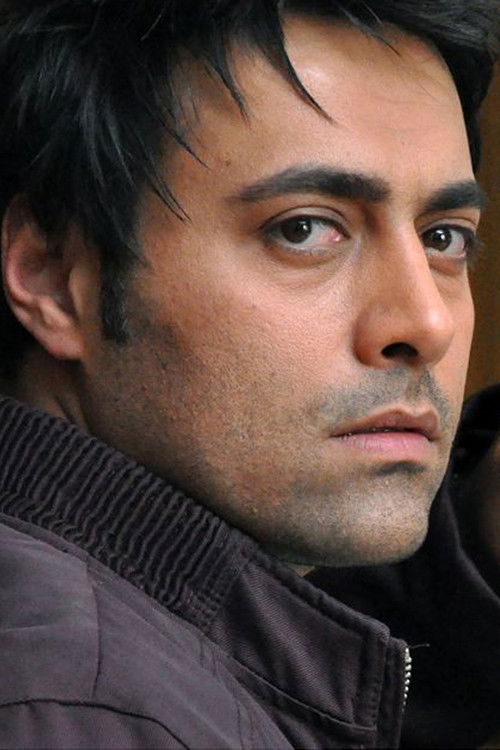 Reza Kermani as Hamid