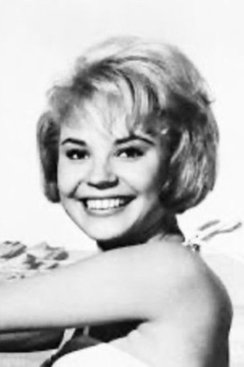 Gail Gilmore as Sapphire