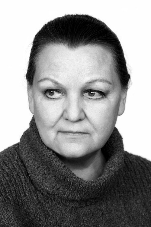 Larisa Chikurova as Nadya Kharitonova