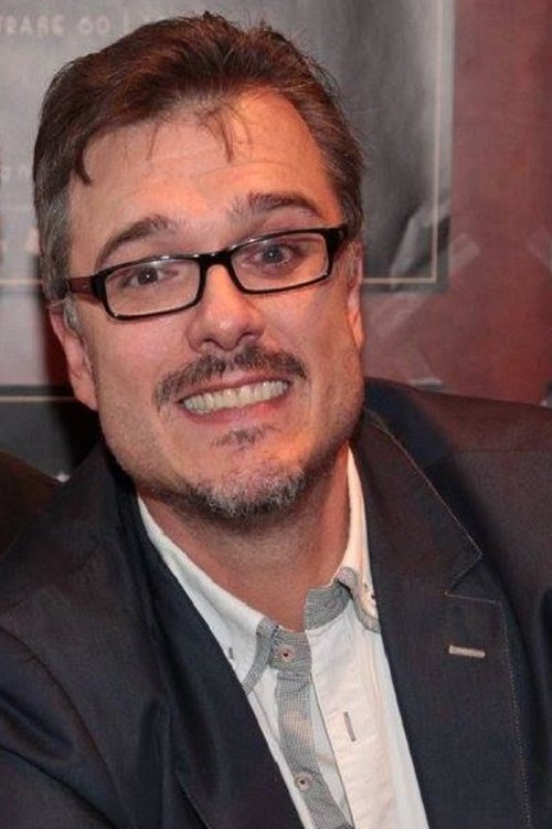 Carsten Fehse as Maik Koenig