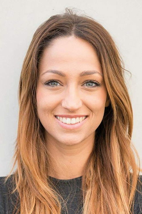 Vildan Cirpan as Painter