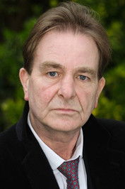 Steve Carroll as Graham Howard