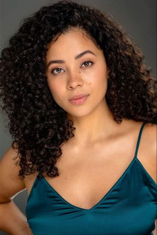 Raiany Silva as Rosaline Richardson