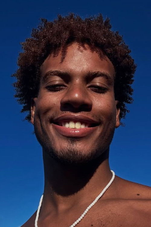 Wilson Olien as Alexandre Magno