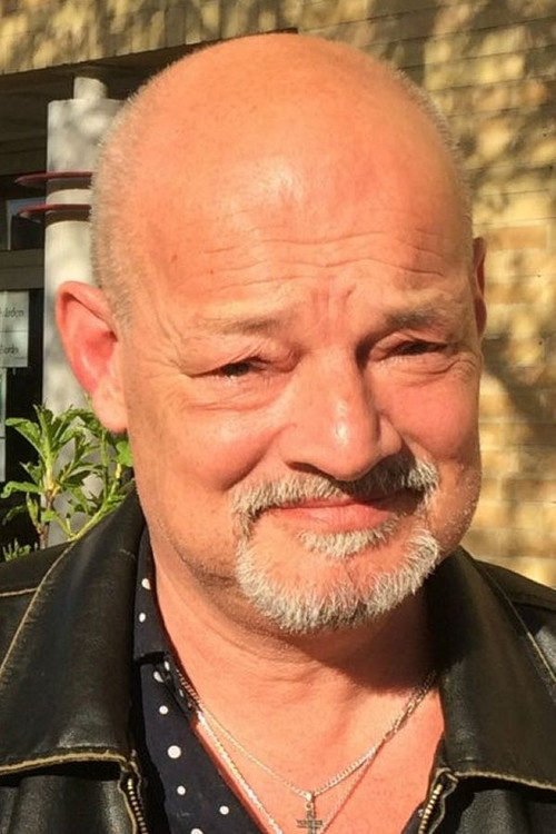 Frederik Nilsson as Göran