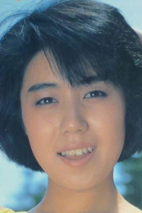 Saki Hayase as Emi Yoshizaki