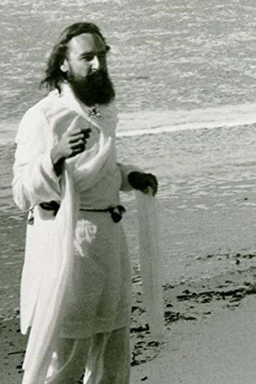 Louis Gottlieb as Guru