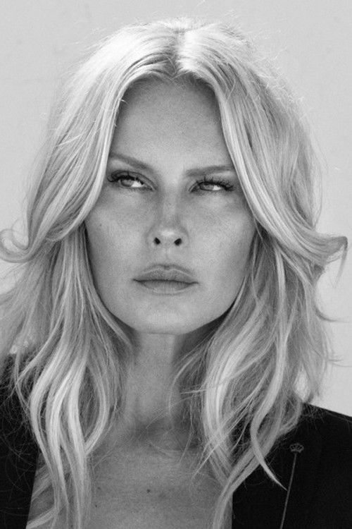 Simona Krainová as Self - Model