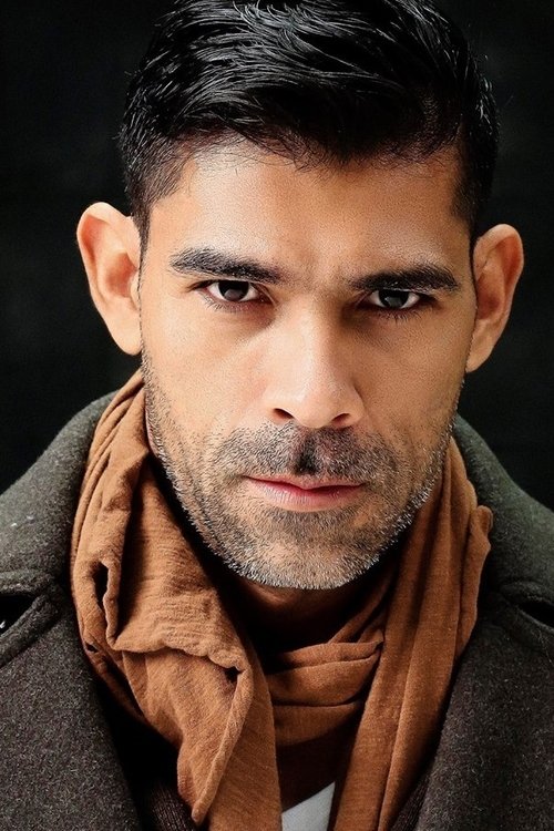 Tony Guerrero as De La Vega